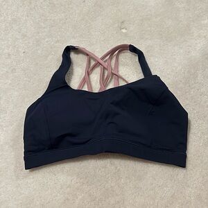 Lululemon Free to Be Serene Bra